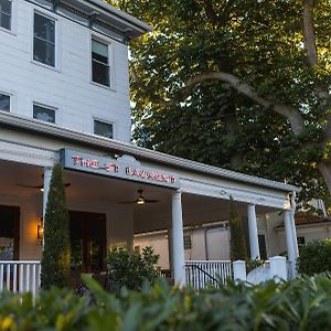 The St Laurent Guest Rooms